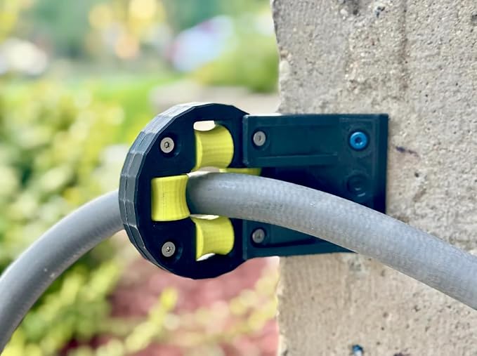 Garden Hose Corner Guide with Hinged Opening, Wall Mount, for Sheds, Posts and Buildings (without opening)