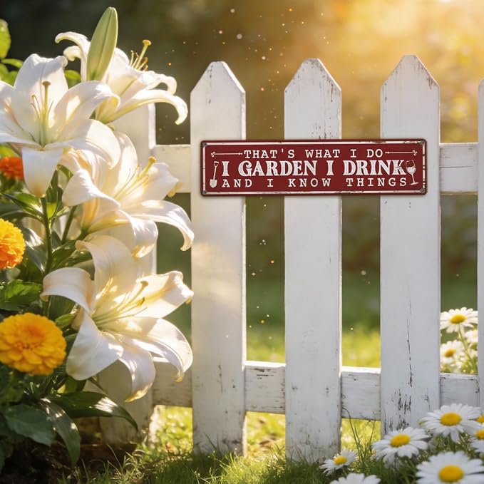 Funny Garden Metal Tin Sign, That’s What I Do I Garden, Vintage Farmhouse Outdoor Wall Decor, for Porch Yard Patio, Gift for Gardening Lover, 15.7 x 3.9 Inches