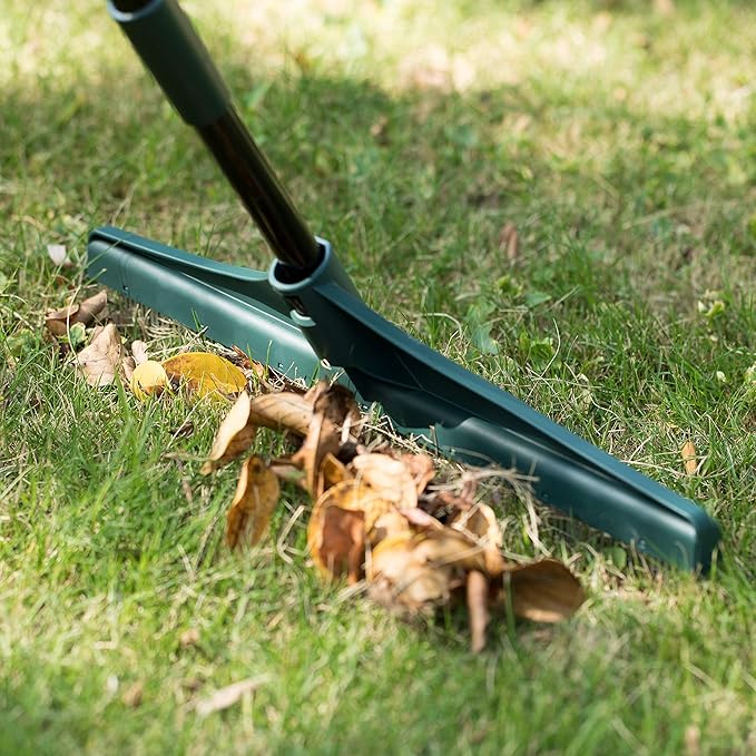 Artificial Turf Garden Carpet Rake with Extendable Lightweight Telescopic Handle,Green