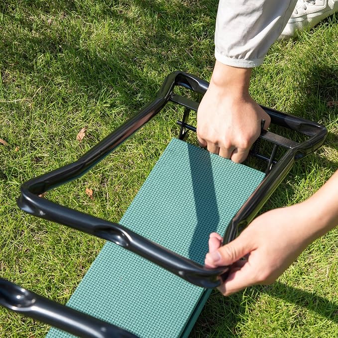 Outsunny Padded Garden Kneeler and Seat Bench, Padded Foldable Garden Stool, Green