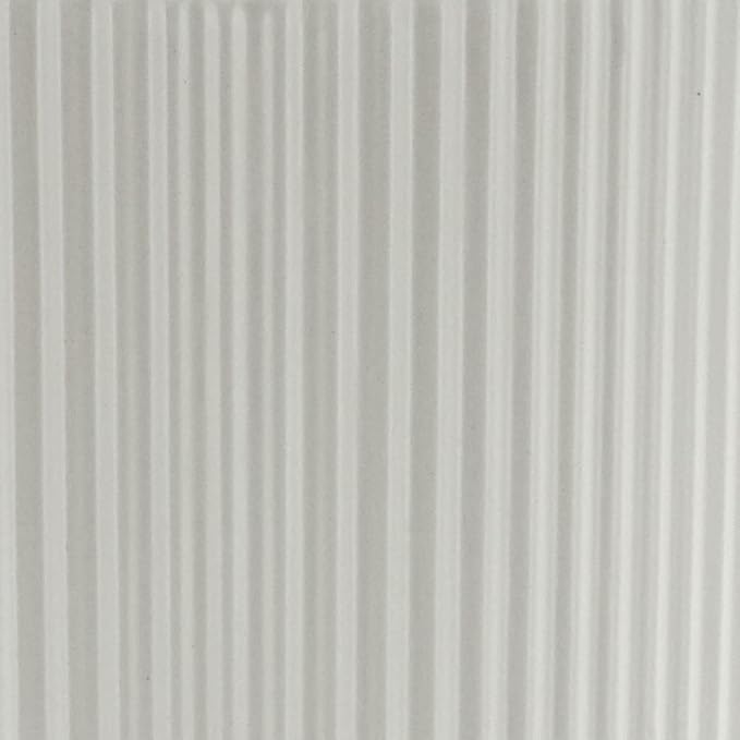 Amazon Basics Fluted Ceramic Planter Pot for Indoor Outdoor Plants, Round Flower Pot with Drainage Hole, 10-inch, White