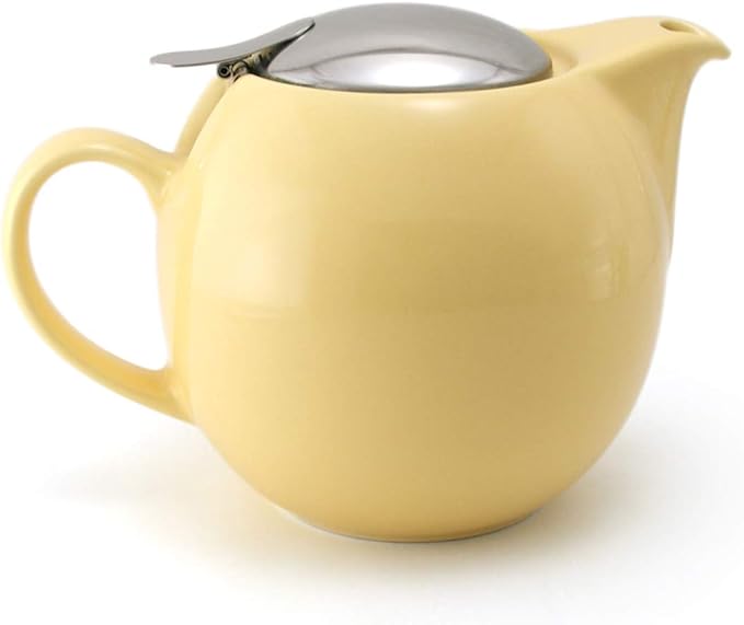ZERO JAPAN Bee House Round Teapot For One, 24 Oz - Ceramic Tea Pot with Stainless Steel Lid and Infuser, Smooth-Pour Spout, Diswasher and Microwave Safe Tea Pots (Banana)