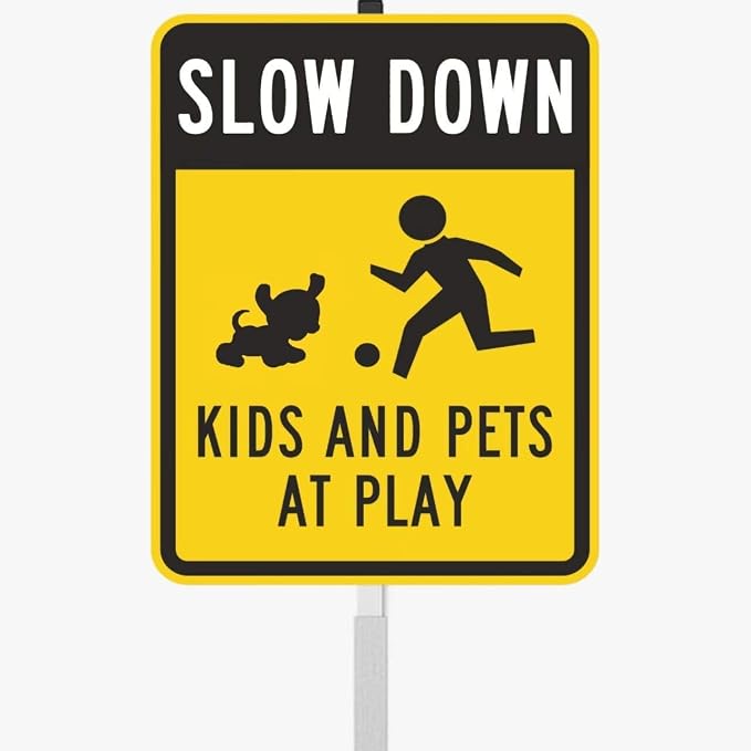 dog crossing sign,Kids and dogs at Play yard Sign with Reflective Aluminum Lawn Signs,slow down Rust Free Garden Signs (8x12in)
