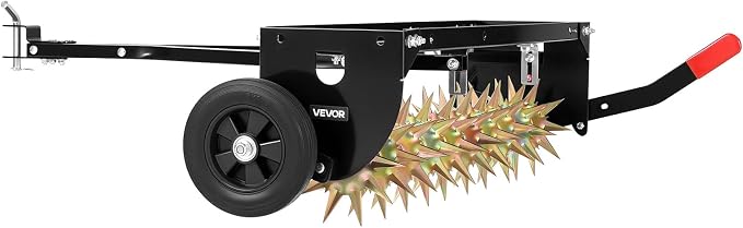 VEVOR Tow Behind Plug Aerator, 40 in Lawn Spike Aerator with Universal Hitch, 150lbs Weight Capacity, Heavy Duty & Rust-Resistant, Pull Behind Aeration Tool with Tray for Farmland & Garden Tractors