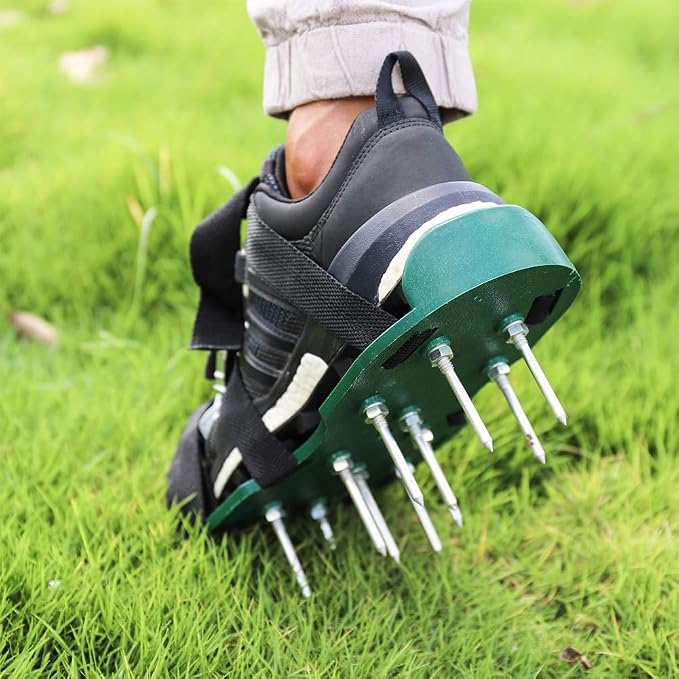 Lawn Aerator, Lawn Aerator Shoes for Grass with Loop and Hook Fastener, 26 Spikes Adjustable Strap Spiked Sandals for Soil Aeration, Lawns dethatcher, Epoxy Shoes(3 Straps)