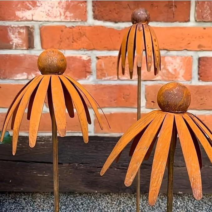 Rusty Outdoor Daisy Flower Metal Yard Stake, 30.7x5.12 Inch Large Rusted Iron Art Flower Garden Decoration, Weather-Resistant Garden Ornament for Lawn, Pathway, Patio, or Planter (Bronze)