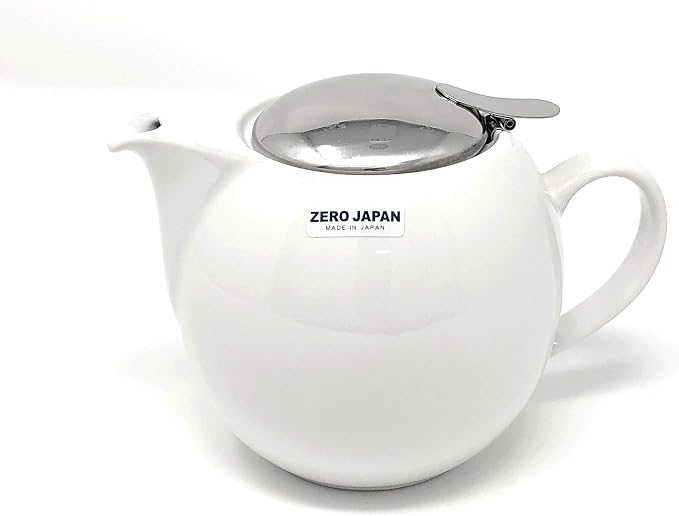 Zero Japan Bee House Round Teapot For One, 24 Oz - Ceramic Tea Pot with Stainless Steel Lid and Infuser, Smooth-Pour Spout, Diswasher and Microwave Safe Tea Pots (White)