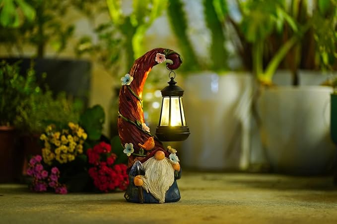 Pohabery Gnome Garden Decor Statue Solar Gnomes Decorations for Yard with Lantern Light Outdoor Decorations for Patio Mom Gift