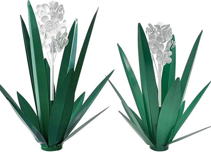 Metal Agave Plant Garden Art, 2 Pack Tequila Rustic Sculpture, Rustic Metal Agave Plants for Yard Stakes, Garden Figurines, Outdoor Patio (2 PCS White Flowers)