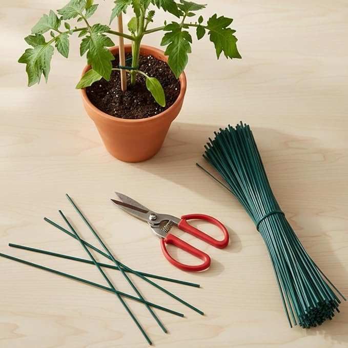 Twist Ties for Plants, 100Pcs 6 Inch Plant Ties Reusable Plastic Garden Twist Tie Green Wire Twist Ties for Plastic Bags Christmas Tree Wreath Gardening Cable Organization Home Office Use