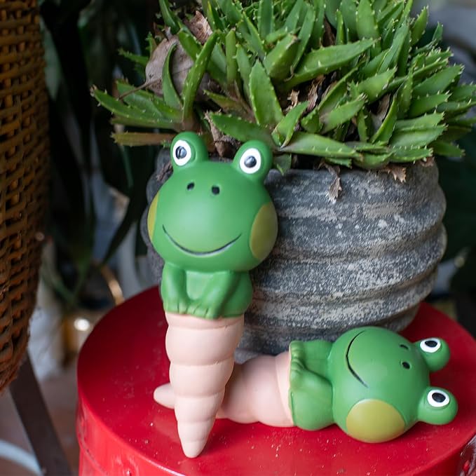 Frog Shaped Self-Watering Spikes - Effortless Plant Care for Your Garden, Cute and Playful Design for Indoor and Outdoor Plants, Vacation-Proof Plant Watering Solution