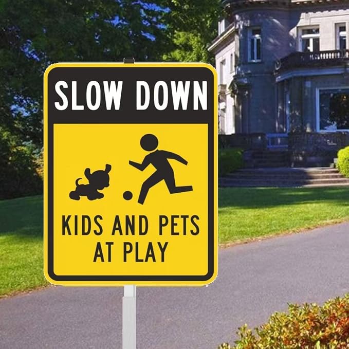 dog crossing sign,Kids and dogs at Play yard Sign with Reflective Aluminum Lawn Signs,slow down Rust Free Garden Signs (8x12in)