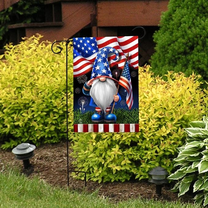 Briarwood Lane Saluting Gnome Garden Flag