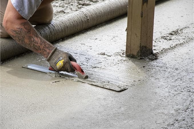 MARSHALLTOWN 24 Inch Beveled End Magnesium Hand Float, DuraSoft Handle, Cast Magnesium Blade, Made in USA, Concrete Float, Mag Float, Magnesium Float, 153D