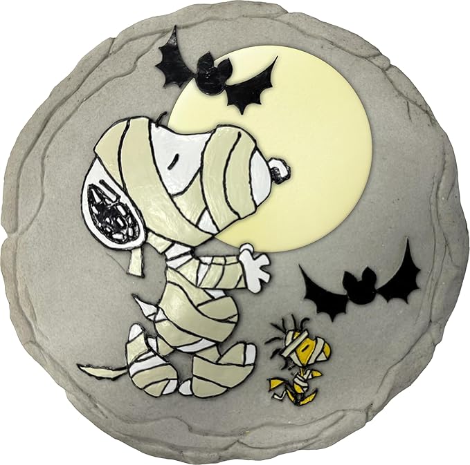Spoontiques Snoopy Mummy Stepping Stone - Decorative Garden Stone for Yard, Patio, Garden or Walkway - Outdoor or Indoor Home Decor
