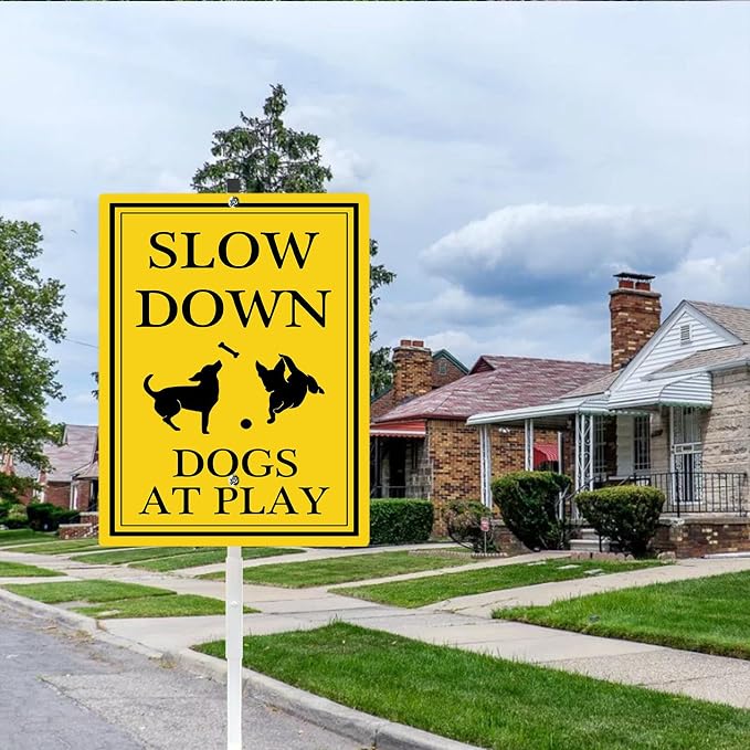 Slow Down Dogs at Play Yard Sign with Stake Dog Pets Crossing Safety Signs Rustproof Reflective Aluminum Caution Drive Slowly Watch for Dogs Sign for Street Neighborhoods