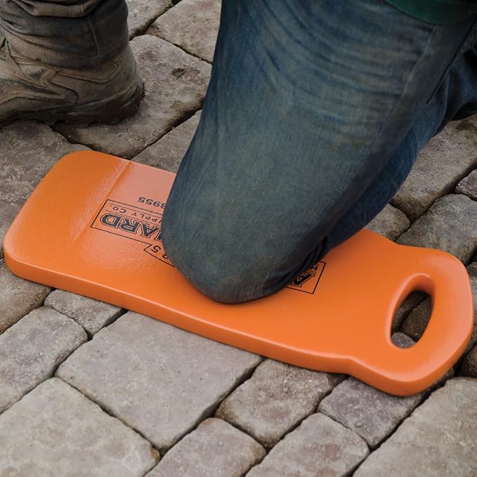 A.M. Leonard Waterproof Kneeling Pad with Handle, 7 x 16 Inches