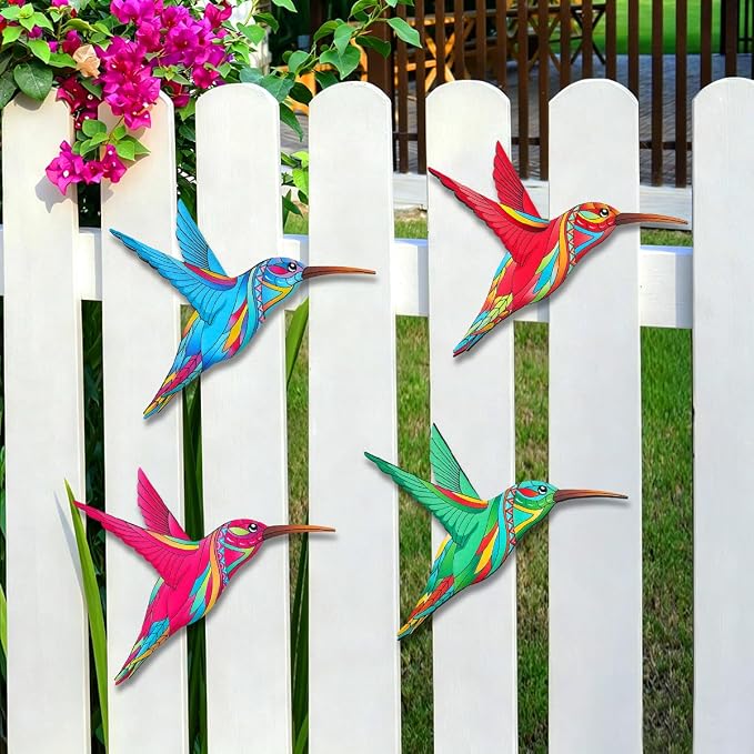 VOKPROOF Metal Hummingbird Wall Decor,Outdoor Fence Art Decoration,Hanging Decorations for Garden,Yard,Patio Balcony,Great Gifts for Family Friends