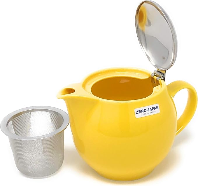 Zero Japan Bee House Round Teapot For One, 15 Oz - Ceramic Tea Pot with Stainless Steel Lid and Infuser, Smooth-Pour Spout, Diswasher and Microwave Safe Tea Pots (Yellow Pepper)
