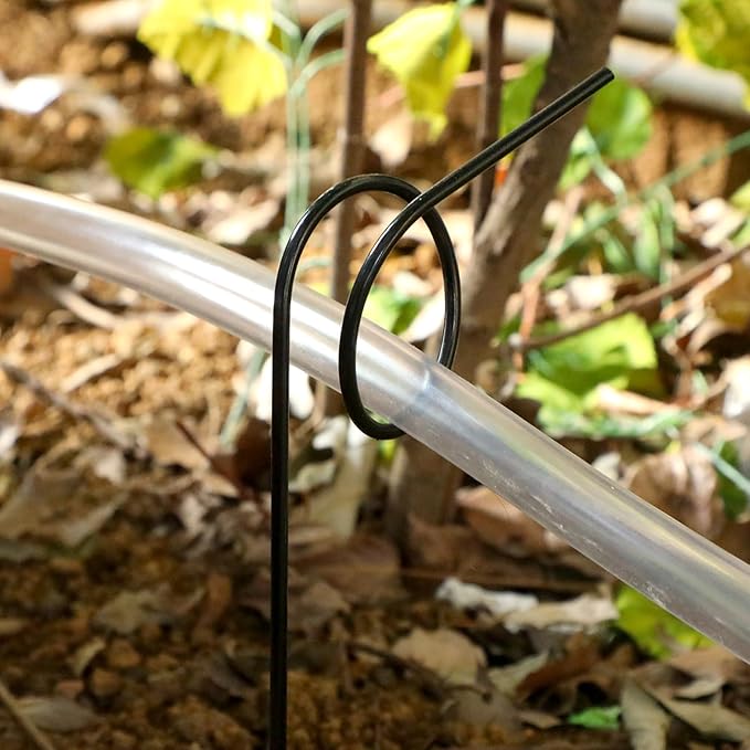 Teenyyou 3 Pcs Plant Protection Hose Guide 17.5 Inch Heavy Duty Metal Garden Stakes Plant Saving Water Hose Holder Lawn & Garden Watering Equipment 360 Degree Rotation for Yard Lawn