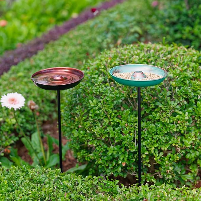 VEWOGARDEN 2 Pack Bird Bath for Outside Vintage Metal Bird Bath with Stake Outdoor Birdbath Set for Garden, Patio, Lawn Decor