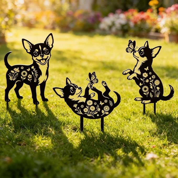 Rngmsi Dog Chihuahua Metal Decorative Garden Stakes Decor, 3PCS Chihuahua Statue Metal Yard Stakes for Garden Decor Yard Art Patio Outside Lawn Ornaments Outdoor, Dog Gifts for Women Men Mom