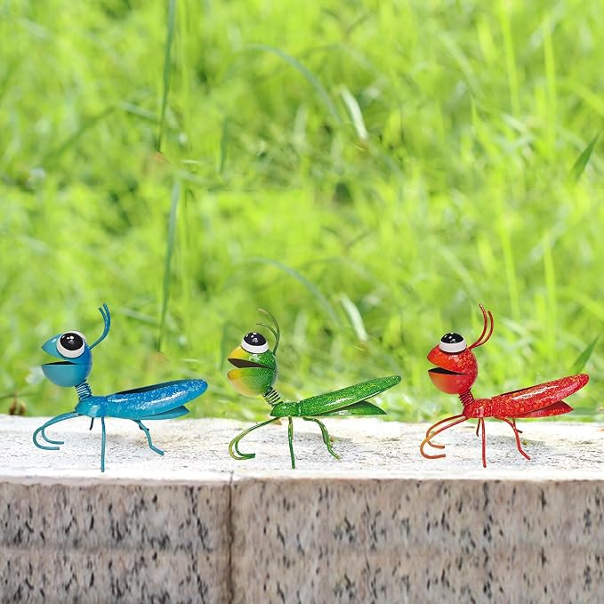Metal Grasshopper Garden Decor Outdoor Wall Art Decor Colorful Outdoor Sculpture Yard Art Patio Entryways Unique Home Accent-Green
