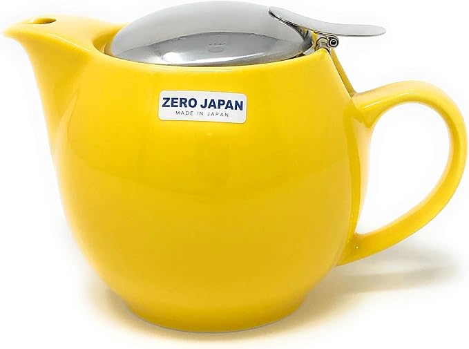Zero Japan Bee House Round Teapot For One, 15 Oz - Ceramic Tea Pot with Stainless Steel Lid and Infuser, Smooth-Pour Spout, Diswasher and Microwave Safe Tea Pots (Yellow Pepper)