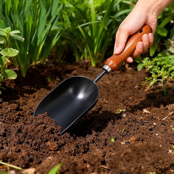 Professional Soil Spoon Ergonomic Design for Transplanting and Cultivation Garden Scoops Shovel
