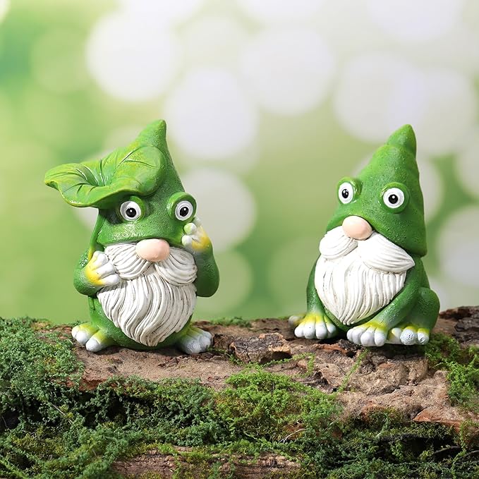 2 Pack Frog Gnome Statue, Outdoor Garden Gnomes Figurine, Spring Summer Theme Green Knome Garden Decoration for Outside Yard Lawn Patio Porch Home Desk Decor