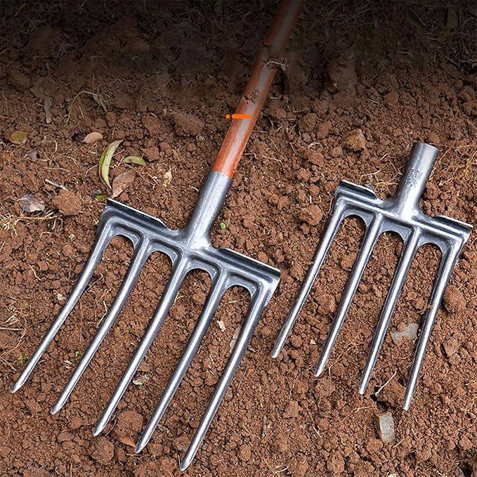 Digging Fork High Carbon Steel Garden Fork Anti Breakage Garden Digging Spading Fork for Farms Ranches (4 Tine)