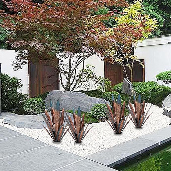 2 PCS Metal Agave Sculpture Decoration, Vintage Country Hand-Painted Sculpture DIY Metal Agave Plant, Home Garden Courtyard Lawn Outdoor Decoration (2PCS-LED)