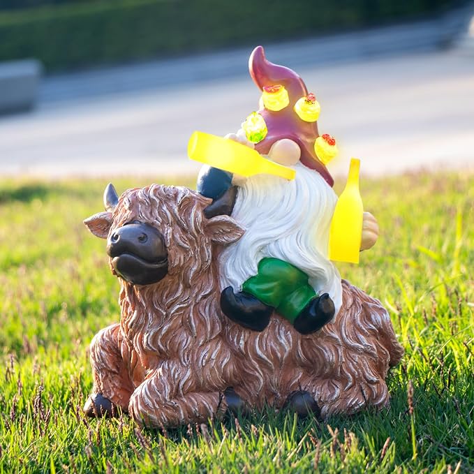 Dad Gifts for Fathers Day,Gnome Garden Decor Statue with Solar Light Lantern, Highland Cow Birthday Gifts for Men Women Mom Grandma, Funny Waterproof Resin Figurine Outdoor Decor for Yard Patio Porch