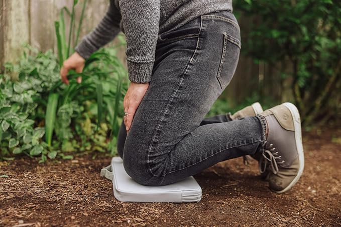 Picnic TIME Gardening Kneeling Pad, Extra Thick Kneeling Pad, Large and Durable Garden Kneeler Foam with Carrying Handle, Lightweight Soft Foam Cushioning for Knee, Water Resistant, (Fog Gray)
