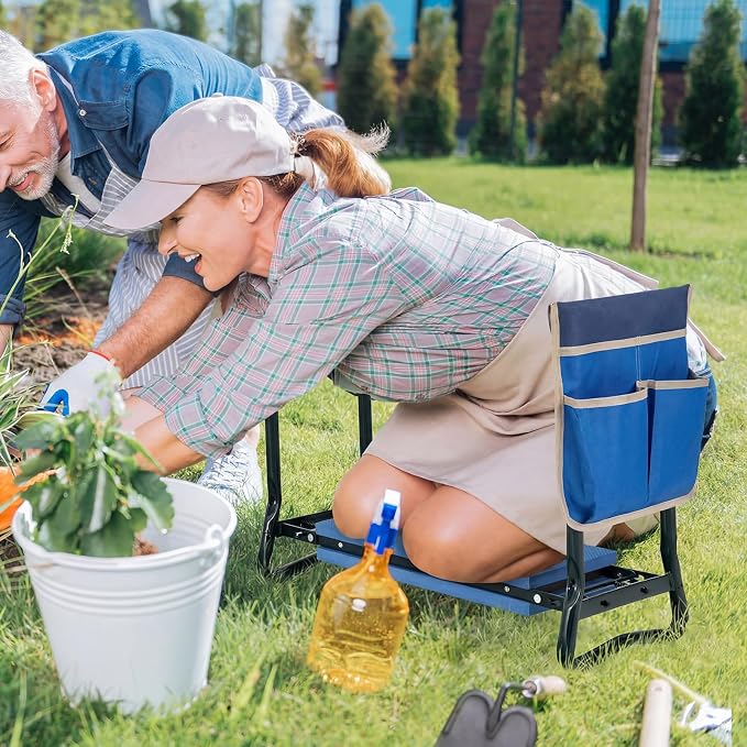 Giantex Garden Kneeler & Seat, Folding Gardening Stool, Portable Garden Bench with EVA Foam Pad, Heavy-Duty Metal Frame, Gardening Tool for Women Men Seniors, Holds 330 LBS, Blue (with 1 Bags)