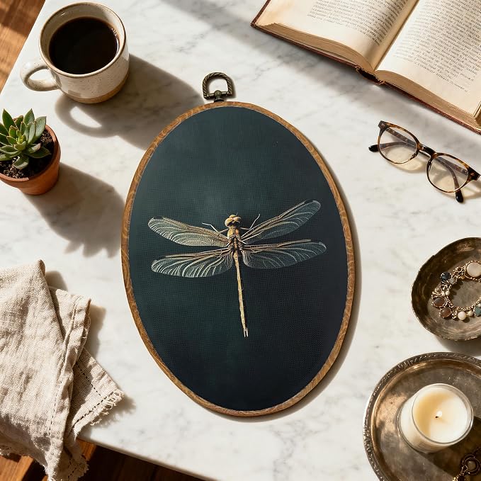 DOFQZ Dark Academia Dragonfly Round Wall Art Decor, Vintage Moody Insect Framed Wall Art, Minimalist Gothic Dragonfly Canvas Wall Hanging Decor for Home Bedroom Living Room, 8.6x11.4