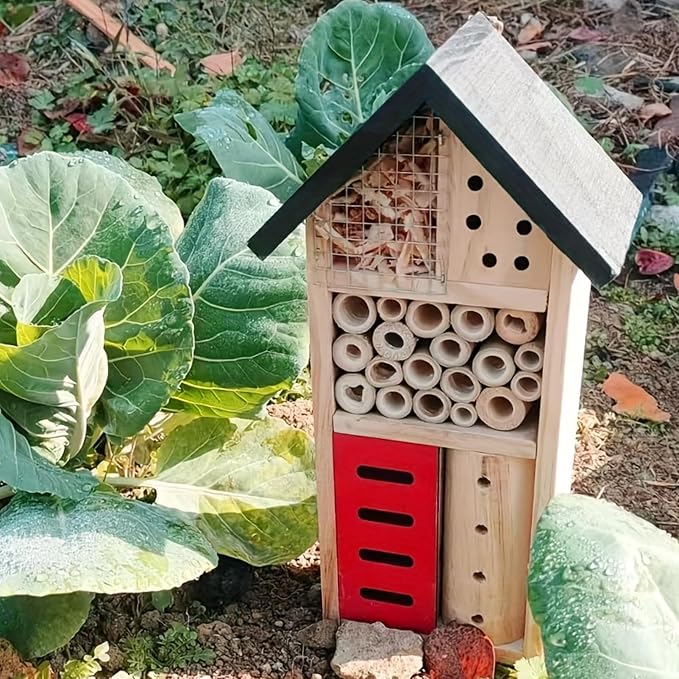 Insect Hotel Hanging Bee House Wooden Insect House, Natural Habitat for Beneficial Bees, Bugs, Butterflys, Ladybirds Garden Yard Home