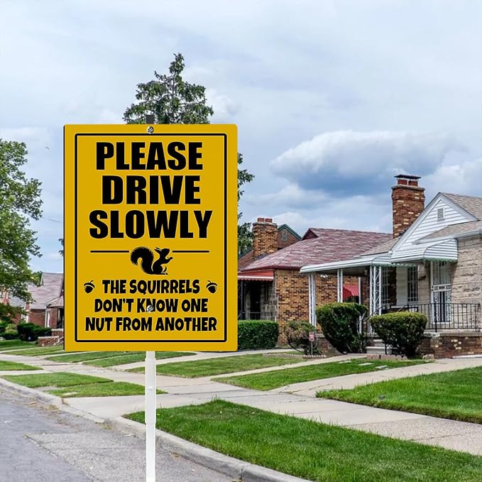 Please Drive Slowly Squirrel Yard Sign With Stake Reflective Aluminum Rustproof Caution Slow Down Wildlife Safety Sign Stand For Home Street Neighborhoods Decorations Outdoor (8x12) IN