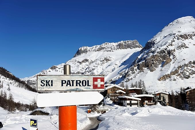 Vintage Tin Sign Retro Metal Ski Patrol Signs For Home Decor Stylish Wall Art Plaques Gift For Outdoor Home Bathroom Kitchen And Gothic Wall Decor In Every Room 4x16 In