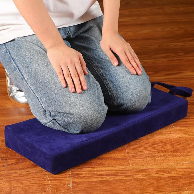 Colingmill Personal Prayer Kneeler Pad 18 3/4 Inch Christian Kneeling Pillow Microfiber and High Density Foam Personal Religious Prayer Kneeler Pad Pillow Bench for Kneeling Christian Gift(Navy Blue)