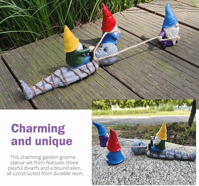 Garden Gnomes with Alien Figurine, Polyresin Naughty Gnome Statue for Patio Lawn Garden Porch Fence Outdoor Decoration