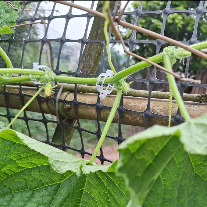 Aipker Bulk Tomato Clips, Plant Support Clip for String Trellis Climbing Plants Garden Vegetables- 200PCS/White