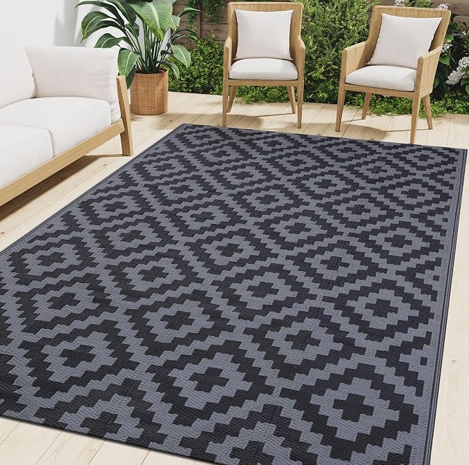 Smiry Waterproof Outdoor Rug 6x9 ft, Reversible Plastic Straw Patio Camping Rugs, Outdoor Indoor RV Mat Carpet for Patio, Outside Entry, Backyard, Deck, Bench, Picnic, Camper, Black & Grey