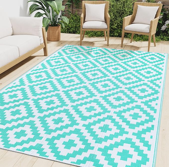 Smiry Waterproof Outdoor Rug 5x8 ft, Reversible Plastic Straw Patio Camping Rugs, Outdoor Indoor RV Mat Carpet for Patio, Outside Entry, Backyard, Deck, Bench, Picnic, Camper, White & Teal