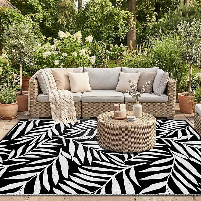 Smiry Outdoor Rug 8x10 ft, Waterproof Reversible Plastic Straw Rugs, Outdoor Area Rug with Leaf Pattern, Outside Floor Mat for Patio, Backyard, Deck, Picnic, Beach, Camping, Black & White