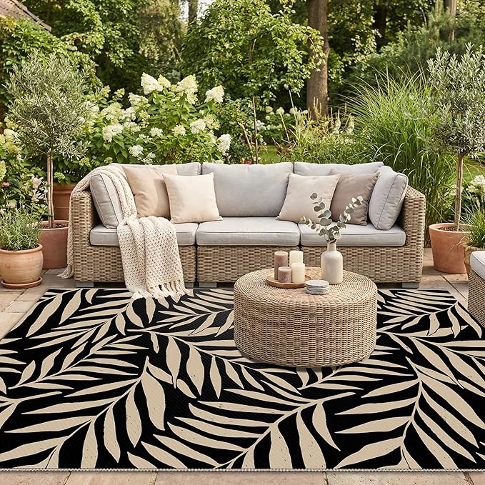 Smiry Outdoor Rug 5x8 ft, Waterproof Reversible Plastic Straw Rugs, Outdoor Area Rug with Leaf Pattern, Outside Floor Mat for Patio, Backyard, Deck, Picnic, Beach, Camping, Black & Beige
