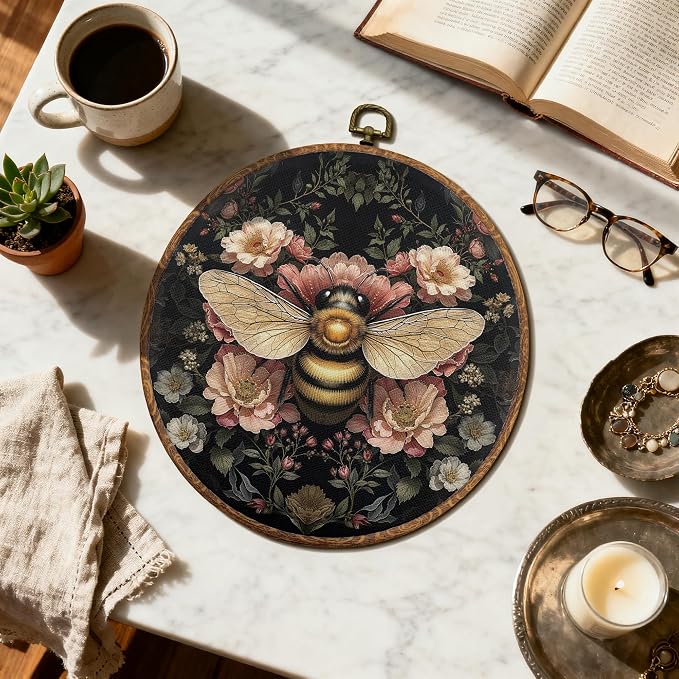 DOFQZ Vintage Boho Floral Bee Round Wall Art Decor, Dark Cottagecore Honeybee Framed Wall Art, Retro Botanical Art Deco Canvas Wall Hanging Decor for Home Bedroom Living Room, 10x10