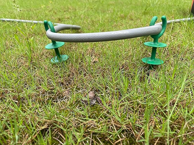 10 Pcs Green Garden Hose Guide Stakes | Holiday Lights Holder, High Toughness Plastic, Nails Tools, For Irrigation And Sprinkler, Protect Your Plants