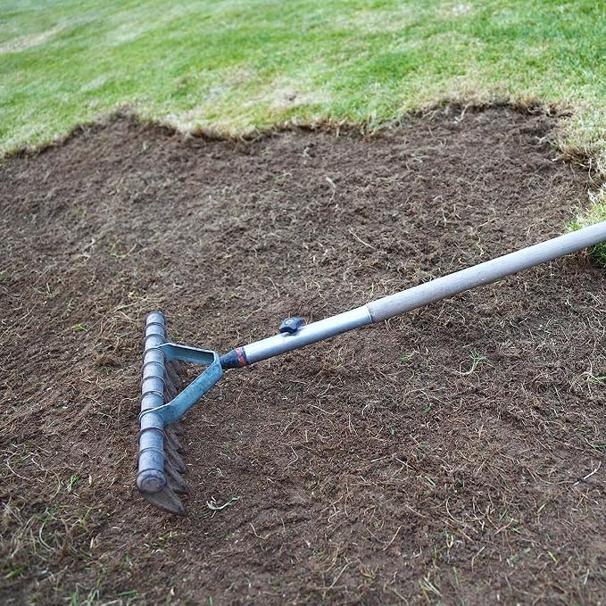 EZ-Straw Seeding Mulch with Tackifier - Biodegradable Organic Processed Straw a 2.5 CU FT Bale (Covers up to 500 sq. ft.)