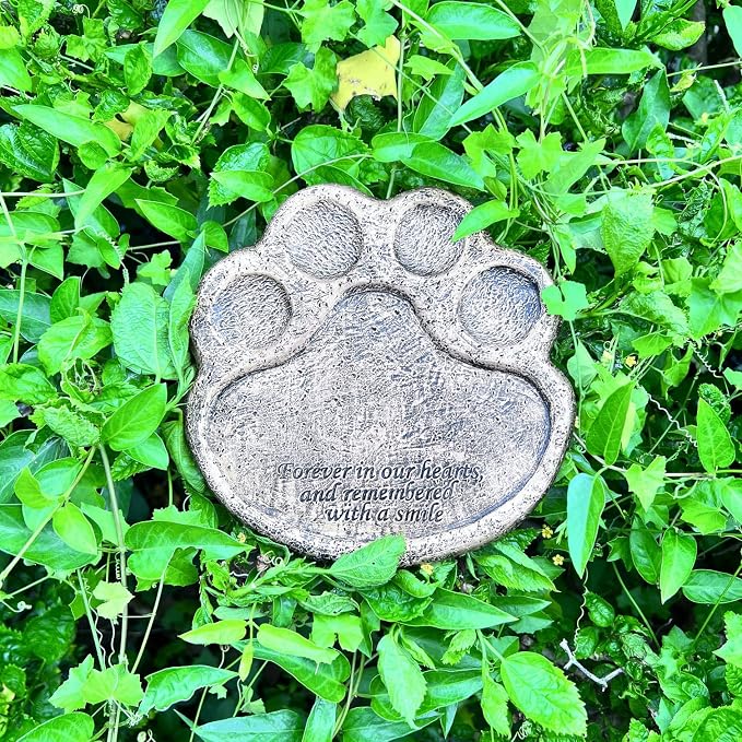 Garden Stepping Stone, Paw of Dog Cat Pet Memorial Stones, Loss of Pet Gift - 7.5" L x 7.5" W x 0.6" D